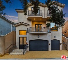 6477 Deep Dell Pl in Los Angeles, CA - Building Photo