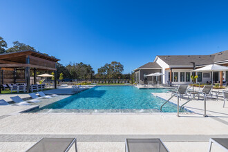 The Flats at East Bay in Fairhope, AL - Foto de edificio - Building Photo