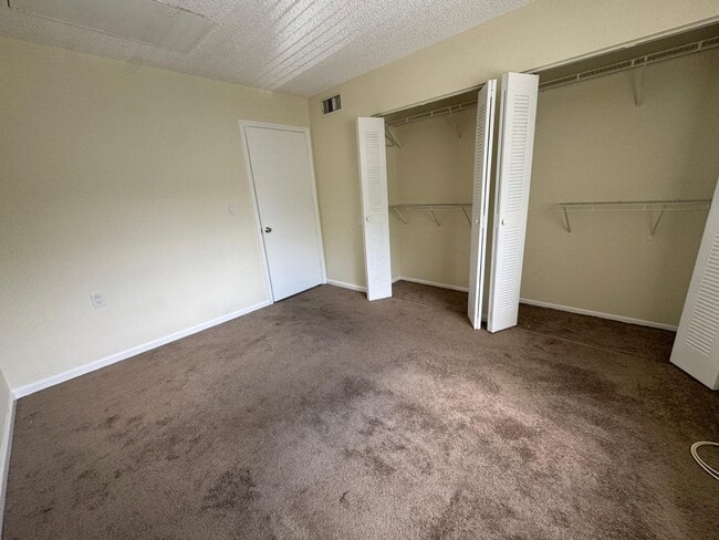 1080 Benoist Farms Rd in West Palm Beach, FL - Building Photo - Building Photo