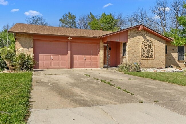property at 3229 Oak Timber Dr