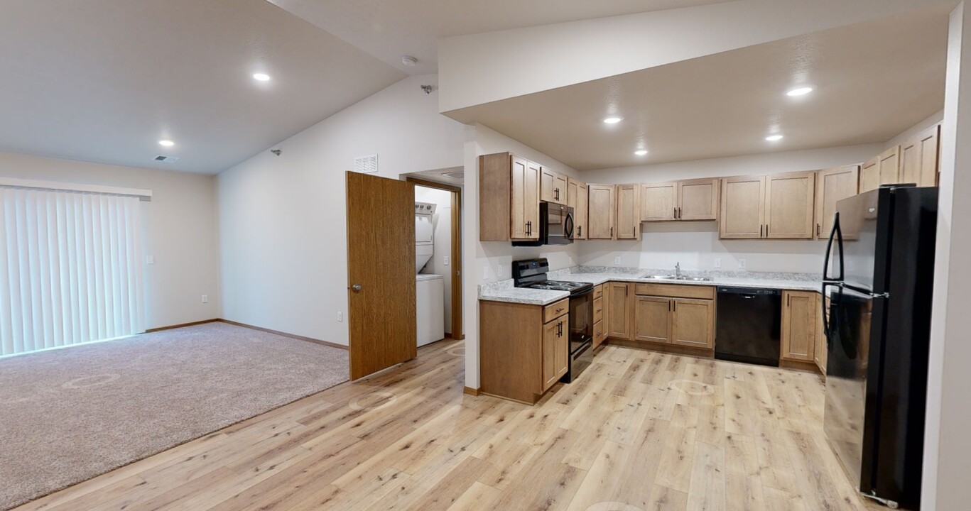 BRAND NEW Home-Field Apartments in Sioux Falls, SD - Foto de edificio