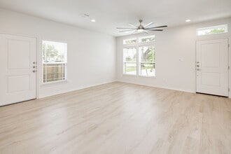 201 Park Pl in College Station, TX - Building Photo - Building Photo