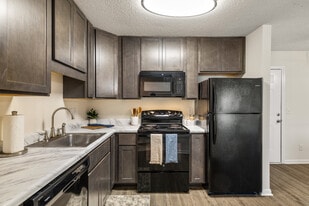 The Pines of Wilmington Apartments in Wilmington, NC - Building Photo