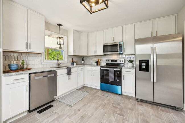 property at 210 W Meadow Dr