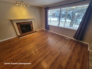 9323-9173 173 St NW in Edmonton, AB - Building Photo - Building Photo