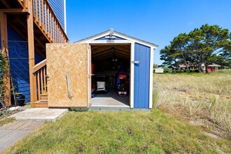 205 9th St NW in Long Beach, WA - Building Photo - Building Photo
