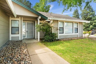 101 Claim Ct in Folsom, CA - Building Photo - Building Photo