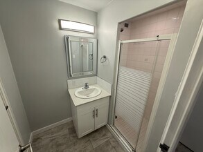 Concord Tower in Edmonton, AB - Building Photo - Building Photo