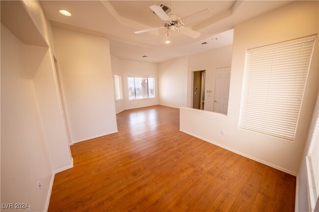 property at 2140 Hot Oak Ridge St