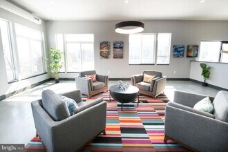 9 Presidential Blvd, Unit 1B-238 in Bala Cynwyd, PA - Building Photo - Building Photo