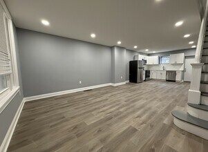 1010 S Ithan St in Philadelphia, PA - Building Photo - Building Photo