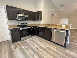 5120 33rd Ave E in Palmetto, FL - Foto de edificio - Building Photo