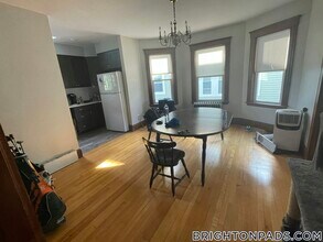 66 Perthshire Rd in Boston, MA - Building Photo - Building Photo