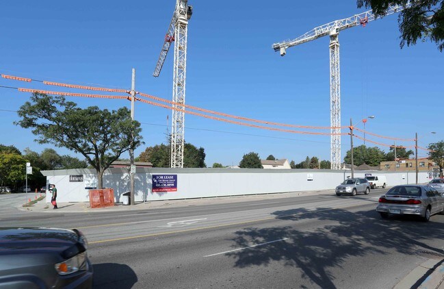 1682 Avenue Rd in Toronto, ON - Building Photo - Primary Photo