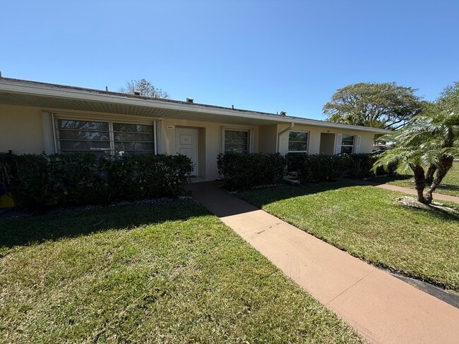 8540 Chevy Chase Dr in Boca Raton, FL - Building Photo - Building Photo