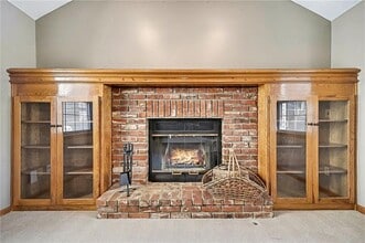 15209 W 91st Pl in Lenexa, KS - Foto de edificio - Building Photo