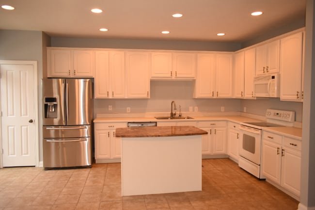 2044 Broughton St in Carmel, IN - Building Photo - Building Photo