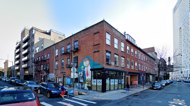 223 Kent Ave in Brooklyn, NY - Building Photo - Building Photo