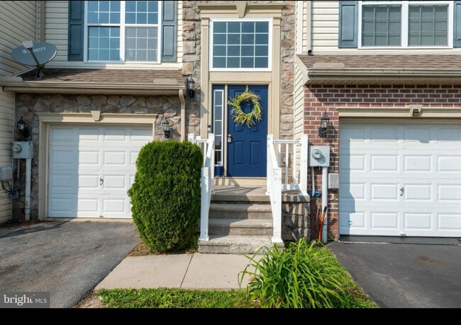 property at 325 Cape Climb
