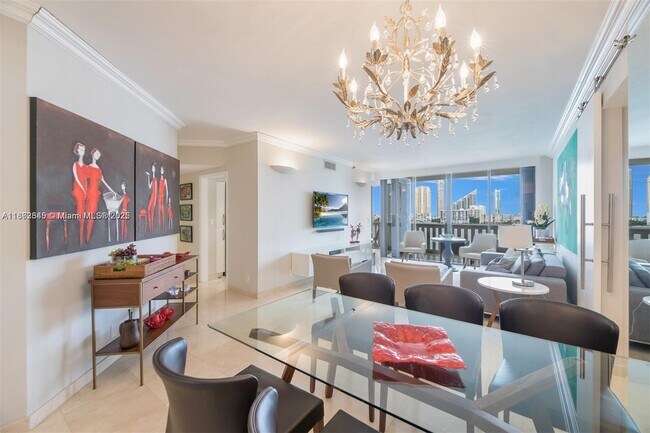 3000 E Island Blvd in Aventura, FL - Building Photo - Building Photo