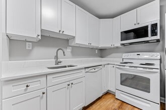 2921 Glenmore Ave, Unit 2 in Baltimore, MD - Building Photo - Building Photo