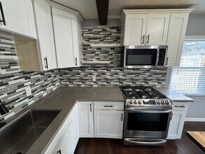 927 Lemon Ave in El Cajon, CA - Building Photo - Building Photo