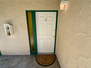 1536 S Maple St, Unit #2 in Escondido, CA - Building Photo - Building Photo