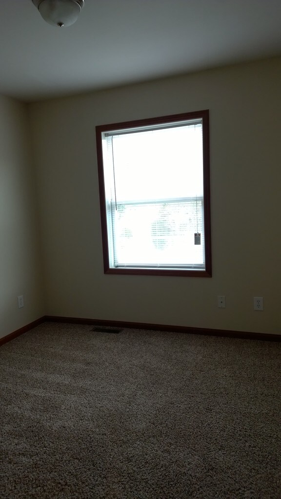 The Ridge at Cross Lanes Apartments in Cross Lanes, WV