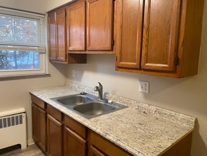 5429 Lester Rd in Cincinnati, OH - Building Photo - Building Photo