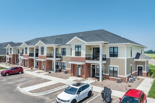 Pewits Landing 2 LLC in Baraboo, WI - Building Photo