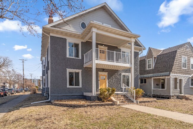 property at 1201 7th St SE