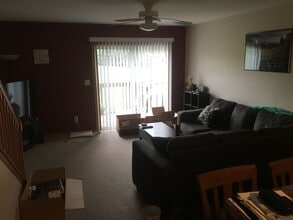 3820 37th Ave SW in Cedar Rapids, IA - Building Photo - Building Photo