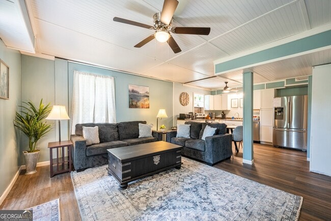 property at 4297 Earney Rd