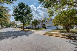 13920 Lord Fairfax Pl in Upper Marlboro, MD - Building Photo