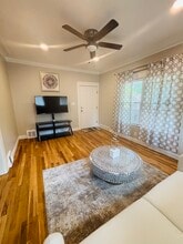 3464 E 149th St, Unit Up unit in Cleveland, OH - Building Photo - Building Photo