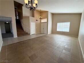 7761 Locke Haven Dr in Las Vegas, NV - Building Photo - Building Photo
