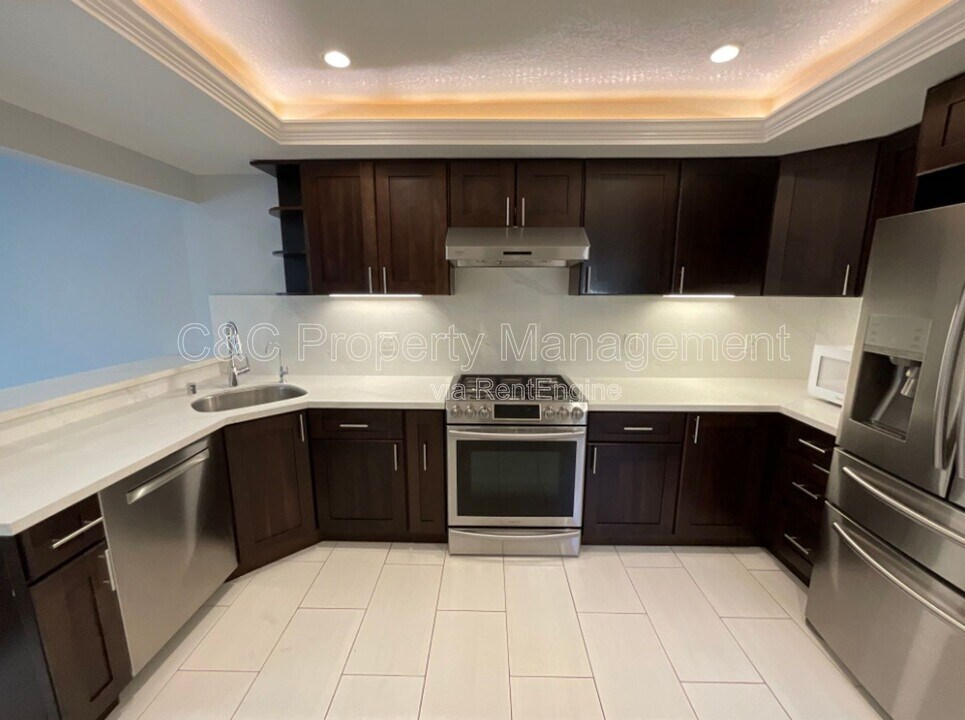 915 Erie Cir in Milpitas, CA - Building Photo