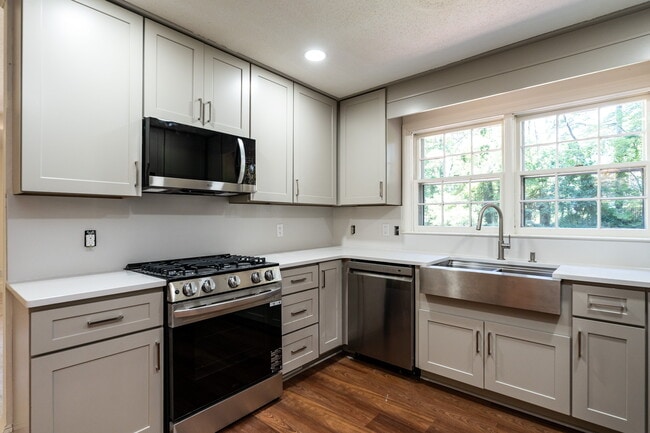 property at 4718 Rembert Dr