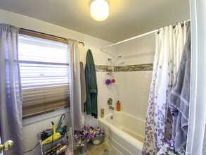 97-103 W Taylor St in Reno, NV - Building Photo - Interior Photo