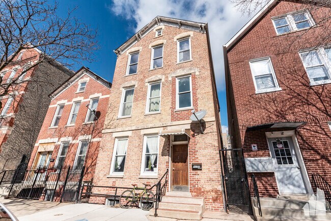 property at 1638 W 18th Pl