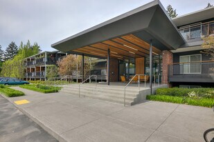 Cedar Hills in Portland, OR - Building Photo