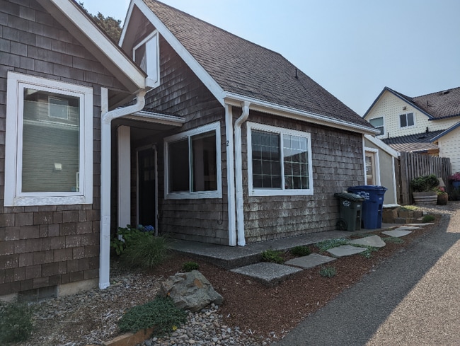 property at 106 SW Cottage St