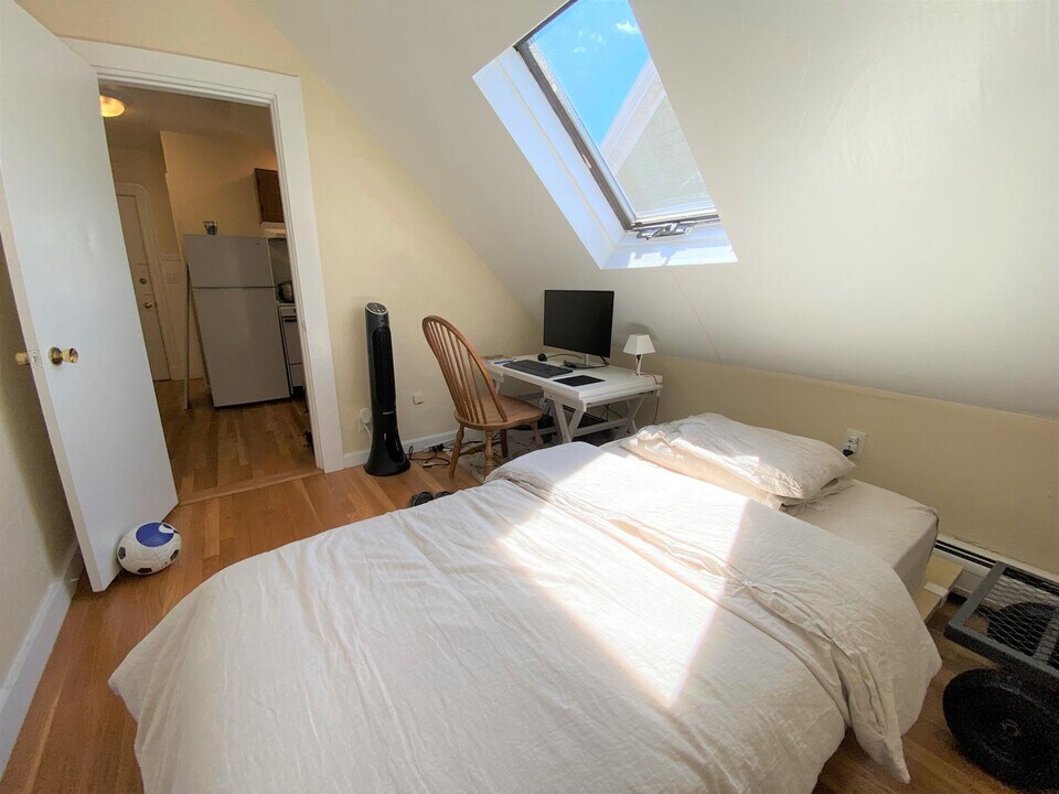 205 Highland Ave in Somerville, MA - Foto de edificio