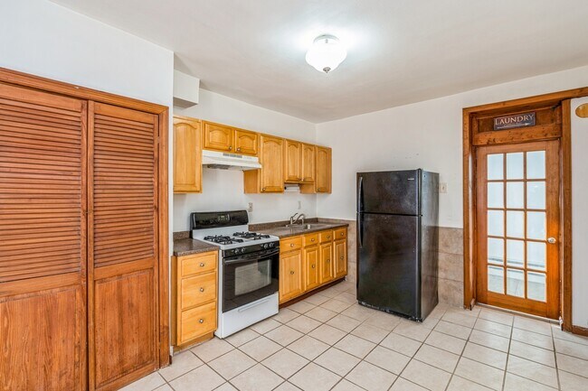 35 Harmon St in Jersey City, NJ - Foto de edificio - Building Photo