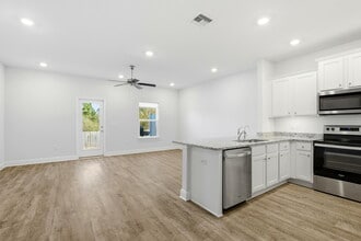 1653 Caleigh Ct in Lynn Haven, FL - Building Photo - Building Photo