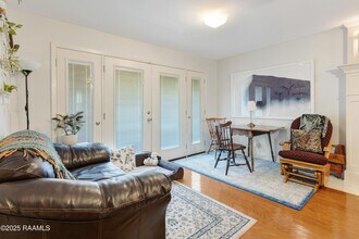 907 Omega Dr in Lafayette, LA - Building Photo - Building Photo