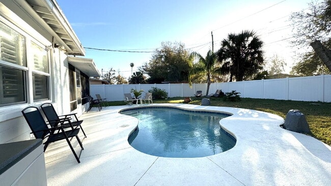 property at 1121 Clearwater Rd