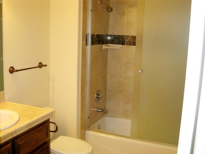 462 Lindsay Ln in Ashland, OR - Building Photo