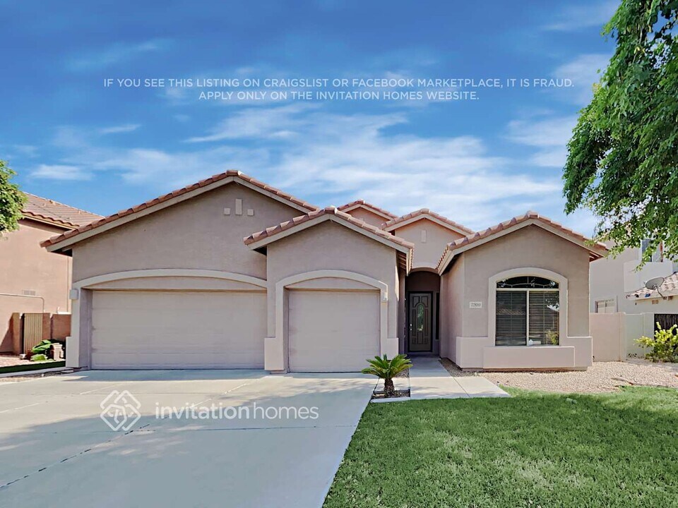 7209 W Paradise Ln in Peoria, AZ - Building Photo
