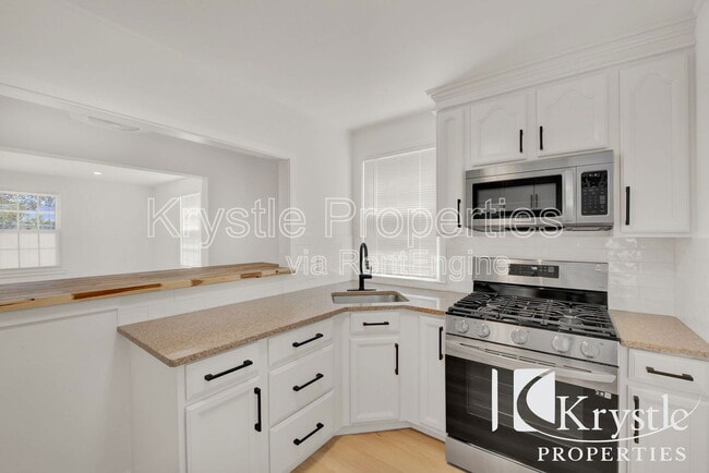 property at 158 Calhoun St